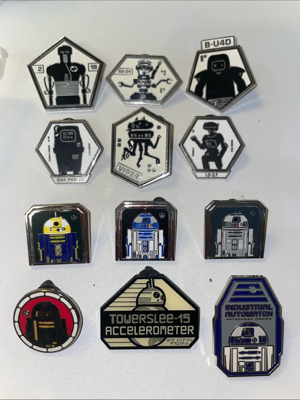 Disney pins